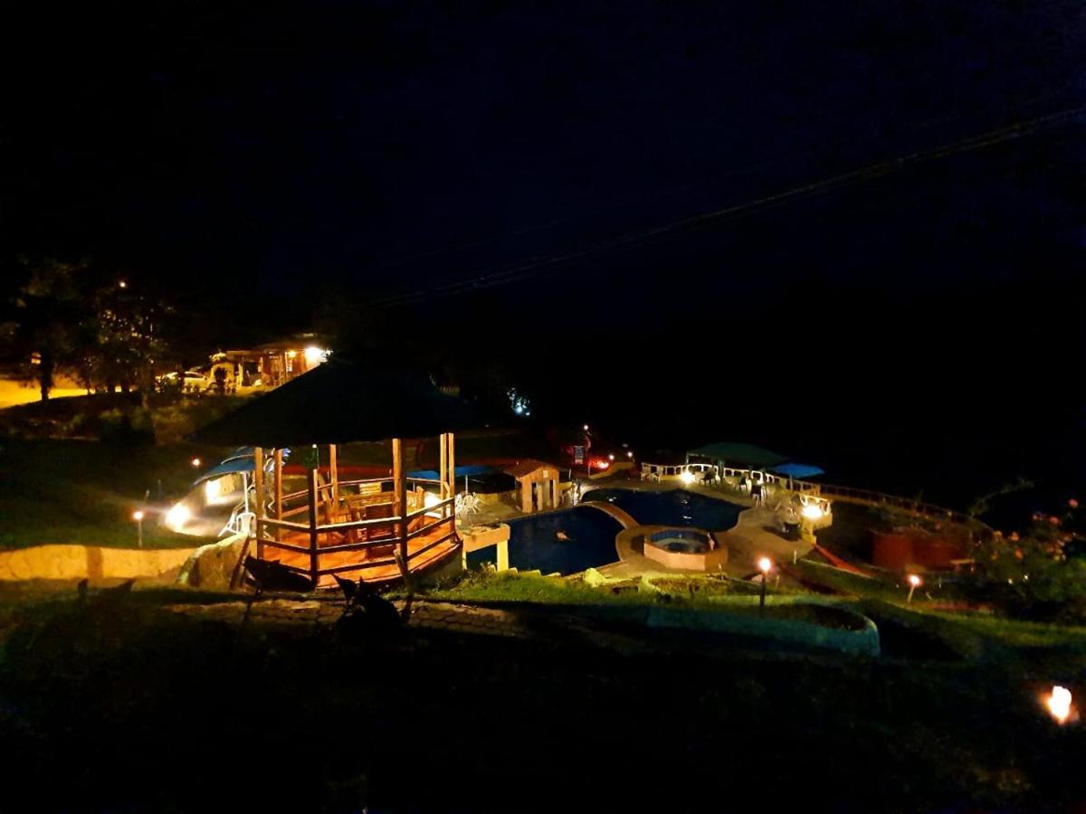 Hosteria Kasadasa Санто-Доминго-де-лос-Колорадос Экстерьер фото