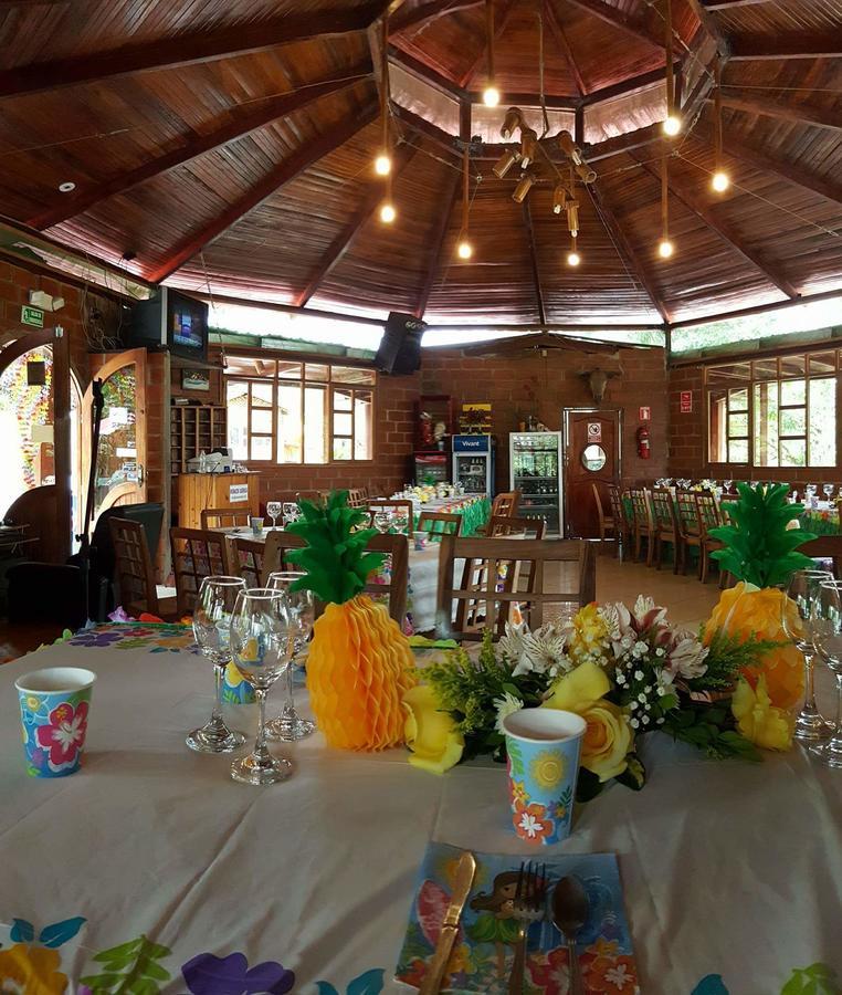 Hosteria Kasadasa Санто-Доминго-де-лос-Колорадос Экстерьер фото