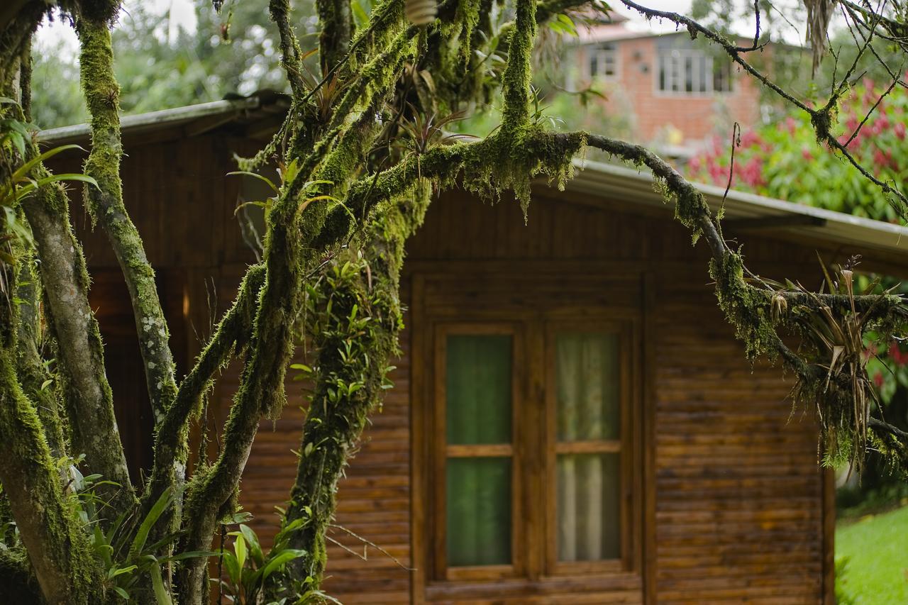 Hosteria Kasadasa Санто-Доминго-де-лос-Колорадос Экстерьер фото