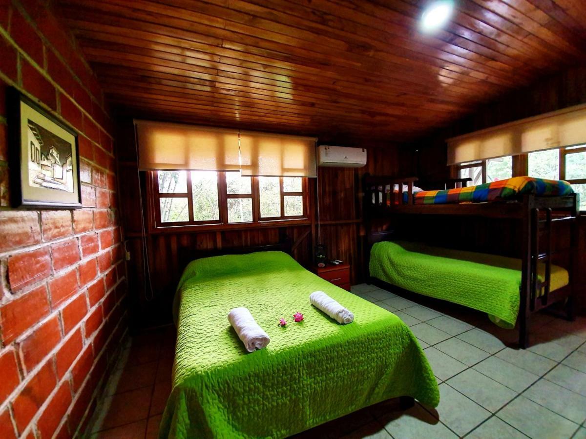 Hosteria Kasadasa Санто-Доминго-де-лос-Колорадос Экстерьер фото